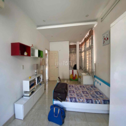 CHO THUÊ BIỆT THỰ SẴN NỘI THẤT CAO CẤP KDC HỒNG LONG GIÁ TỐT CHỈ 26TR