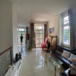 CHO THUÊ BIỆT THỰ SẴN NỘI THẤT CAO CẤP KDC HỒNG LONG GIÁ TỐT CHỈ 26TR