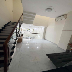 CHO THUÊ NHÀ MỚI NHƯ HÌNH 3PN 4WC HẺM XE HƠI GIÁ 15TR