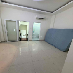 CHO THUÊ NHÀ MỚI NHƯ HÌNH 3PN 4WC HẺM XE HƠI GIÁ 15TR