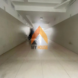 ĐỈNH NÓC - NHÀ PHỐ TRỐNG SUỐT 320M2 NGAY TRẦN LỰU Q2 MỚI CỨNG^^