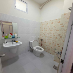 CHO THUÊ NHÀ MỚI NHƯ HÌNH 3PN 4WC HẺM XE HƠI GIÁ 15TR