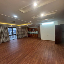 Cho thuê văn phòng khu đô thị Văn Phú, 70 m2 gồm 2 phòng làm việc