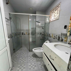 NHÀ RẤT ĐẸP 5x20. CHO THUÊ