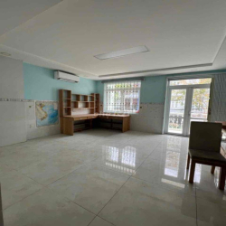 NHÀ RẤT ĐẸP 5x20. CHO THUÊ