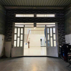 NHÀ GẦN CHỢ. TRƯỜNG HỌC. TRỆT LỬNG 2PN 2WC. ĐƯỜNG XE HƠI