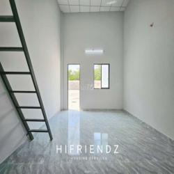 DÃY NHÀ LIỀN KỀ MỚI XÂY TẶNG 500K KHÁCH DÀI HẠN CÓ BÃI ÔTÔ SÁT ĐẦM SEN