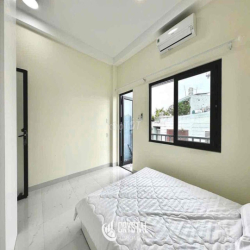 Căn hộ dịch vụ 1PN tách bếp ban công máy giặt riêng full NT ngay ga T3
