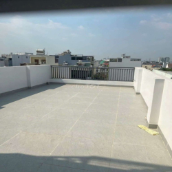 nhà mặt tiền có thang máy cho làm khách san