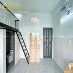 Phòng Ban Công Gác Lớn Mới Xây Đầy Đủ Nội Thất Ngay Công Viên Phần Mềm
