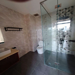 NHÀ 7X20, 1T2L 4PN 6WC, TRỆT SƠN TĨNH ĐIỆN CHO CTY. KDC GIÁP THỦ ĐỨC