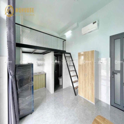 Phòng Ban Công Gác Lớn Mới Xây Đầy Đủ Nội Thất Ngay Công Viên Phần Mềm