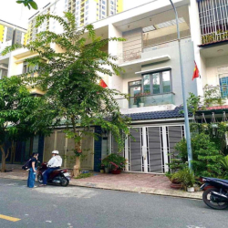 cho thuê nhà gần làng đại học, gần chợ Đông Hoà