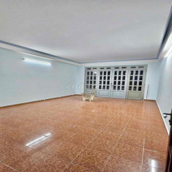 Cho Thuê Nhà 1 Trệt 2 Lầu 4PN 4x17m Mặt Tiền Đường Số Lâm Văn Bền