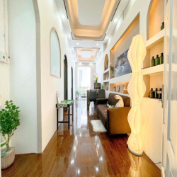 CĂN HỘ Dv 2 Phòng 55m2 Mới Đồ Đạc có Đủ Tìm Khách Xịn