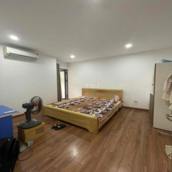Cho thuê căn hộ chung cư 2 ngủ Samsora Quang Trung Hà Đông