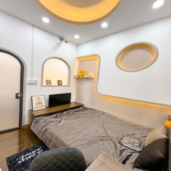 CĂN HỘ Dv 2 Phòng 55m2 Mới Đồ Đạc có Đủ Tìm Khách Xịn