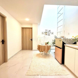 2PN 1WC Nhà mới khai trương ngay trung tâm tiện qua Q4 Q1, KCX