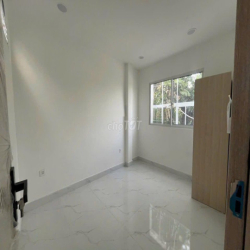 2PN 1WC Nhà mới khai trương ngay trung tâm tiện qua Q4 Q1, KCX