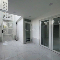 2PN 1WC Nhà mới khai trương ngay trung tâm tiện qua Q4 Q1, KCX