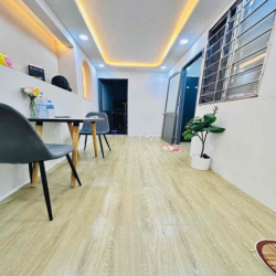 CĂN HỘ 2 PHÒNG NGỦ RỘNG RÃI BAN CÔNG