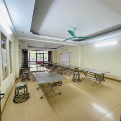 Cho thuê nhà ngõ 48 phố Nguyễn Chánh. Diện tích 55m2 x 5 tầng 35 triệu