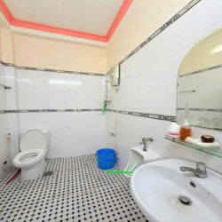 CHO THUÊ NHÀ PHỐ MẶT TIỀN KHU TÊN LỬA