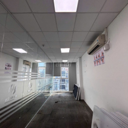 Văn phòng Quận 3, 80m2 giá 27,5 triệu/tháng tòa nhà Cách Mạng T8