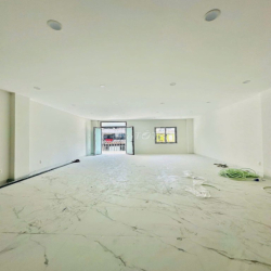 Cần cho thuê nhà MT 135A Nguyễn Văn Đậu, Phường 5, Q. Bình Thạnh 