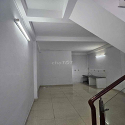 cần sang nhà cho thuê