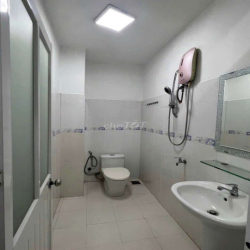 Cần Cho thuê Xưởng An Phú Đông.DT  500.m2 . Đưừờng công 24/24