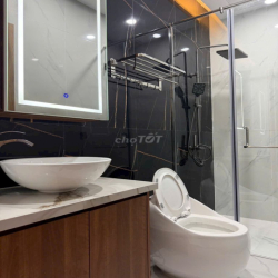 NHÀ MỚI 100%, HẺM 6M TRẦN VĂN ƠN_NGAY CHỢ_4x18m ĐÚC 3 TẤM MỚI_4PN_4WC