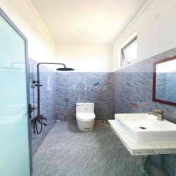 CHO THUÊ TOÀ NHÀ 1 HẦM 4 LẦU MẶT TIỀN GIẢI PHÓNG, TÂN THÀNH, 7,5x13M