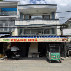 cho thuê mặt bằng ngay chợ kinh doanh có wc