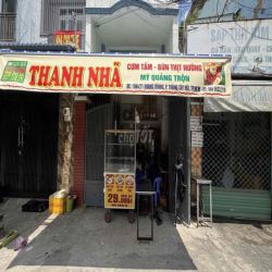 cho thuê mặt bằng ngay chợ kinh doanh có wc