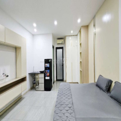 Căn hộ studio cao cấp full nội thất giá chỉ 8tr, thang máy lên tận nơi