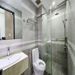 Căn hộ studio cao cấp full nội thất giá chỉ 8tr, thang máy lên tận nơi