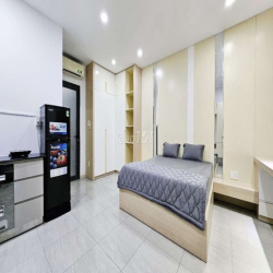 Căn hộ studio cao cấp full nội thất giá chỉ 8tr, thang máy lên tận nơi