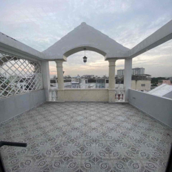 NHÀ 3 TẦNG LẦU SÂN THƯỢNG LÊ VĂN THỌ 4PN