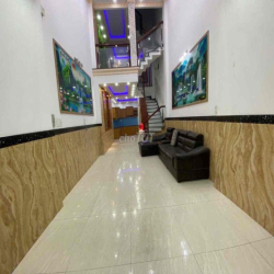 NHÀ 3 TẦNG LẦU SÂN THƯỢNG LÊ VĂN THỌ 4PN