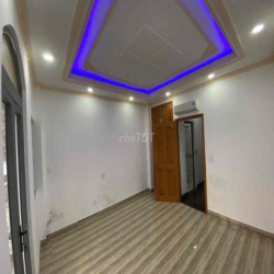 NHÀ 3 TẦNG LẦU SÂN THƯỢNG LÊ VĂN THỌ 4PN