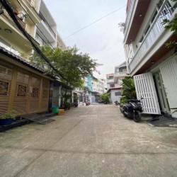 NHÀ 3 TẦNG LẦU SÂN THƯỢNG LÊ VĂN THỌ 4PN