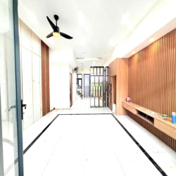 Văn phòng/ đại lý/ kho/ Mbkd 80m2 kdc Dương Hồng, lối vào Mizuky