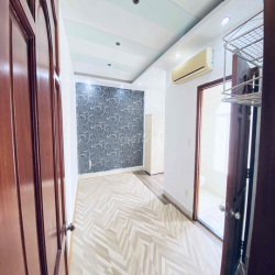 cho thuê căn hộ chính chủ đầy đủ tiện nghi có thang máy