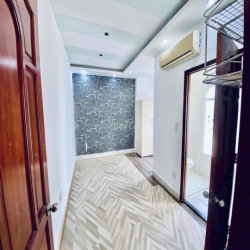 cho thuê căn hộ chính chủ đầy đủ tiện nghi có thang máy