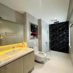 NHÀ ĐẸP, MỚI XÂY, HẺM THÔNG VÕ VĂN TẦN Q3, 4M*10M, 3L+ST+3PN+4WC