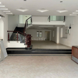 Cho thuê nhà phố trục chính, đường số 7 KDC 13E Intresco giá rẻ