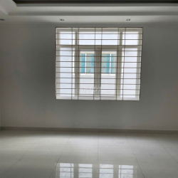 Cho thuê nhà phố trục chính, đường số 7 KDC 13E Intresco giá rẻ