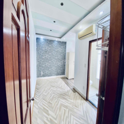 cho thuê căn hộ chính chủ đầy đủ tiện nghi có thang máy