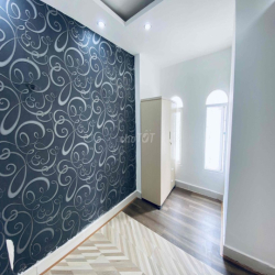 cho thuê căn hộ chính chủ đầy đủ tiện nghi có thang máy